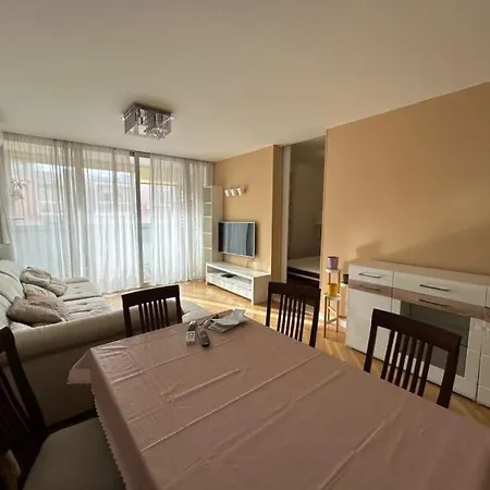Апартаменти For Family - Getaldica Спліт